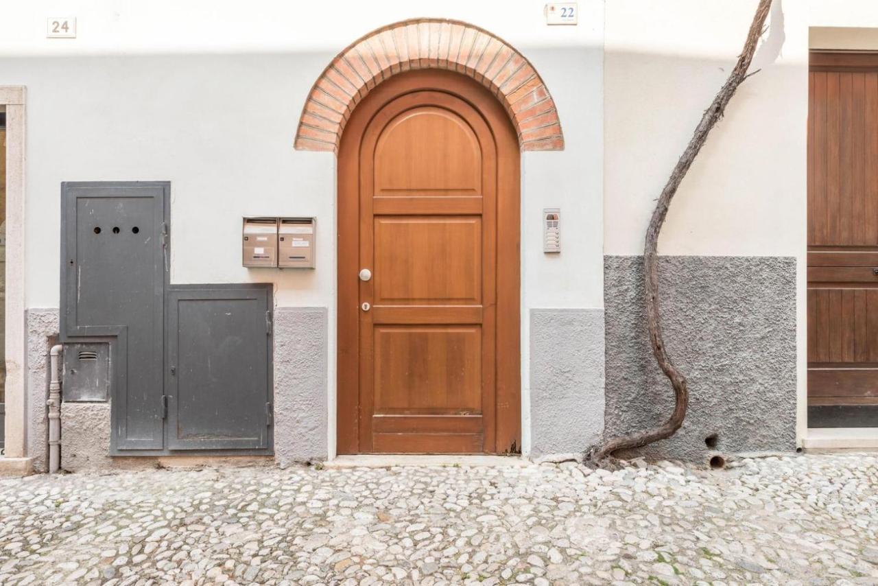 La Casa Del Borgo Con Parcheggio Lejlighed Malcesine Eksteriør billede